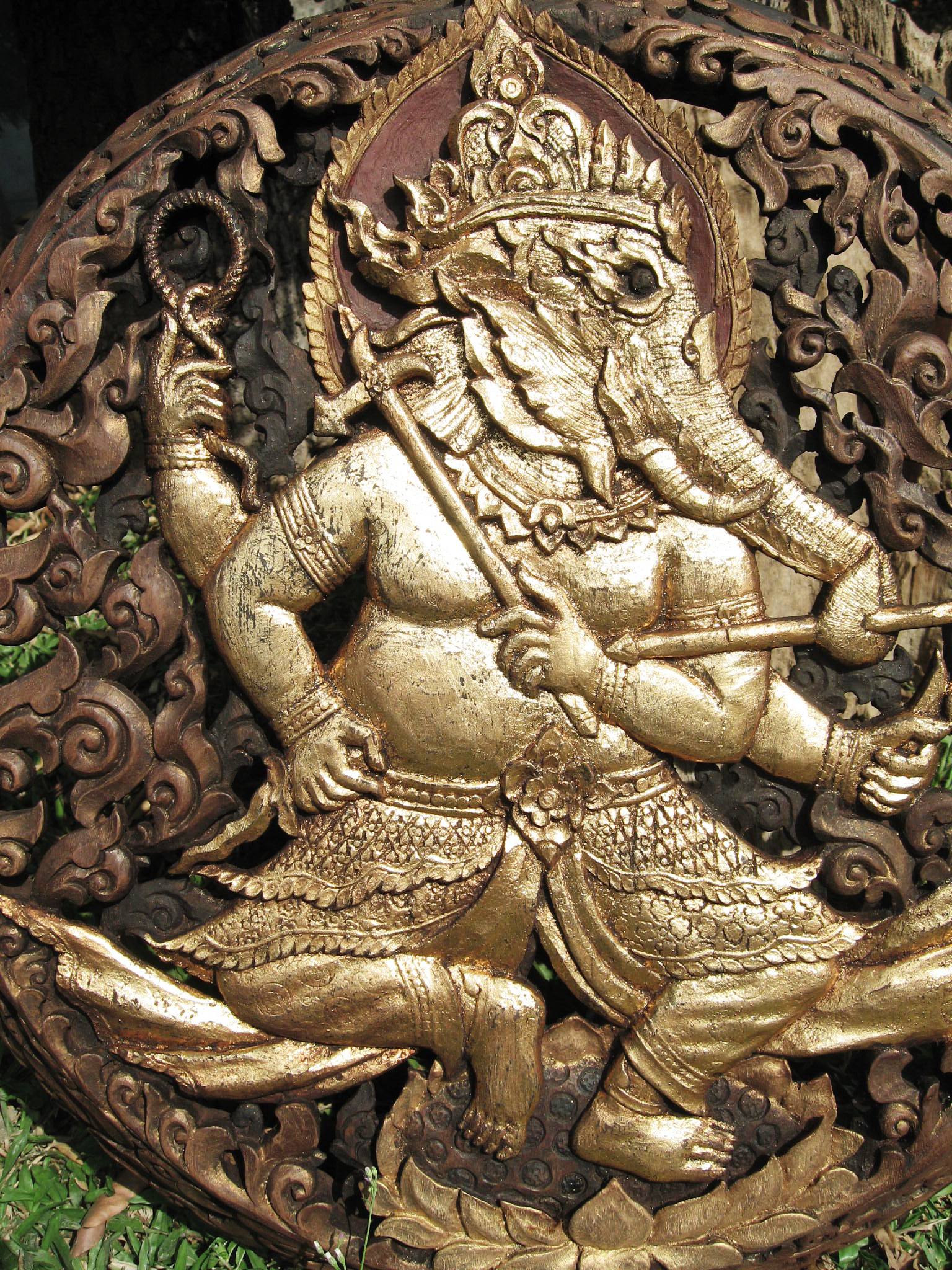 Teak Ganesha Rice Holder with Gold Trim
