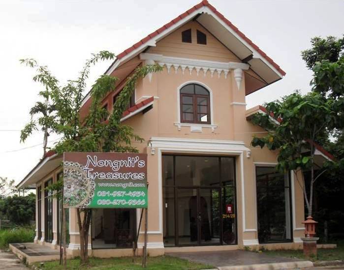 Nongnit's Treasures Chiangmai Thailand